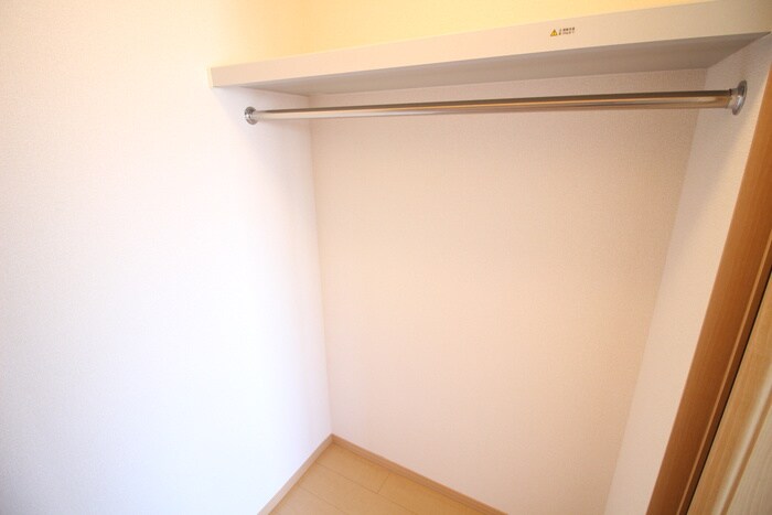 物件内観写真18　(収納)