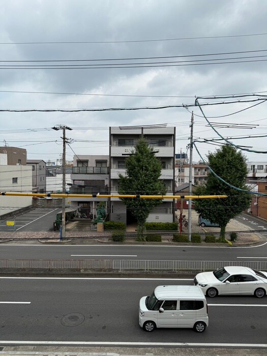 物件内観写真15　(室内からの展望)