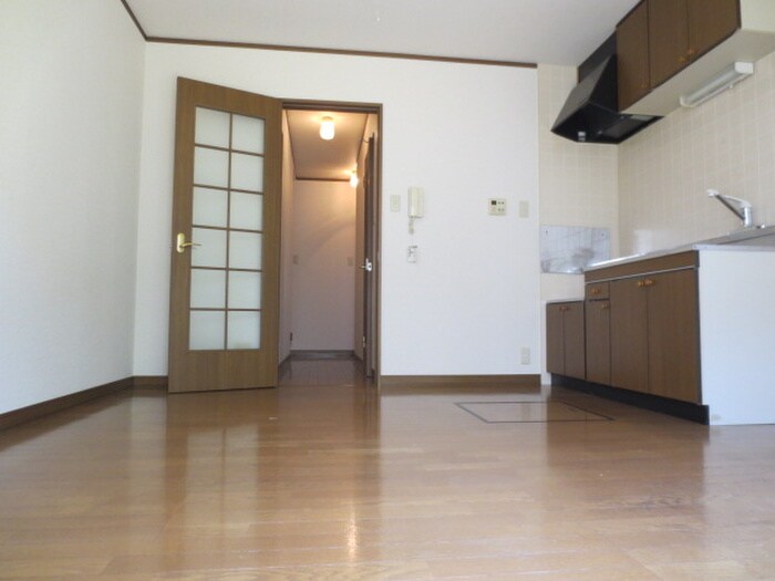 物件内観写真8　(居室)