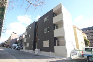 Maison庄内通外観写真