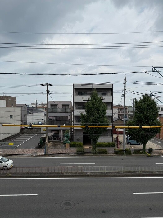 物件内観写真15　(室内からの展望)