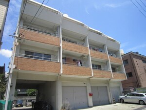 エクセル三条外観写真