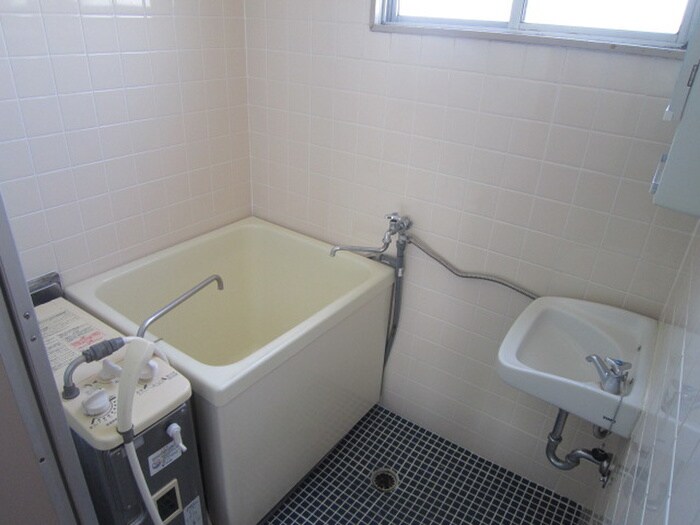 物件内観写真13　(バス／シャワールーム等)