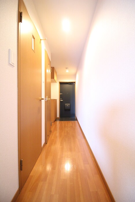 物件内観写真19　(廊下)