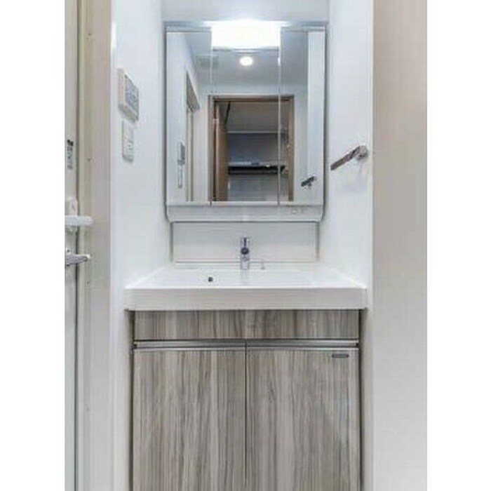 物件内観写真9　(洗面)