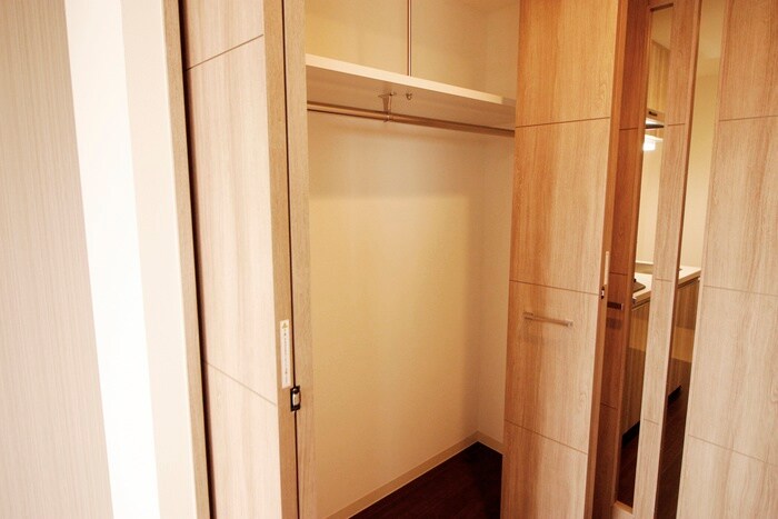 物件内観写真10　(収納)