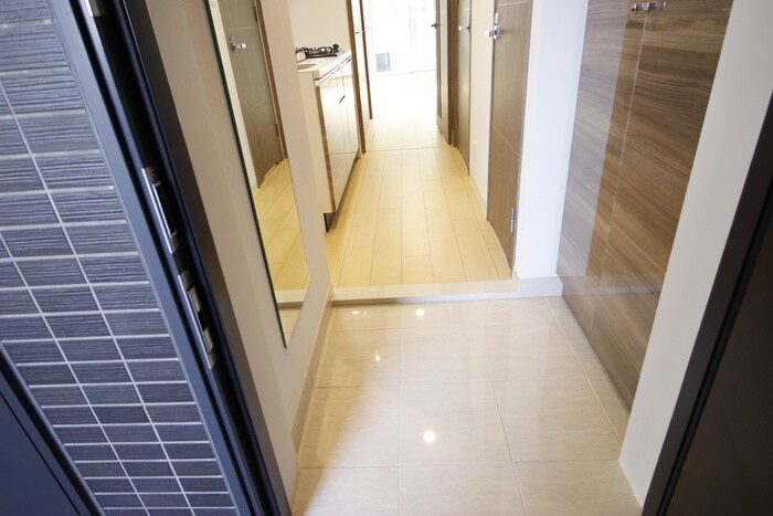 物件内観写真14　(玄関)