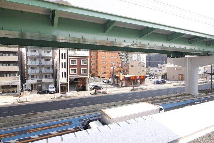 物件内観写真22　(室内からの展望)