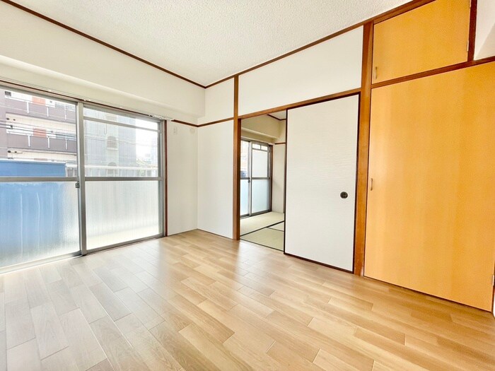 物件内観写真13　(居室)