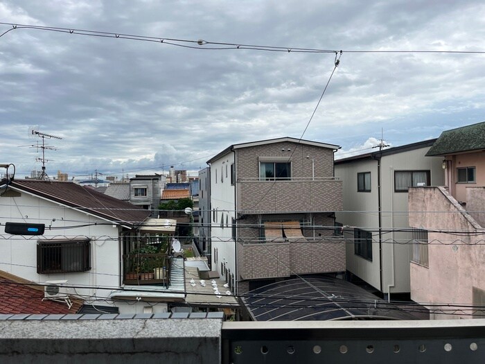 物件内観写真15　(室内からの展望)