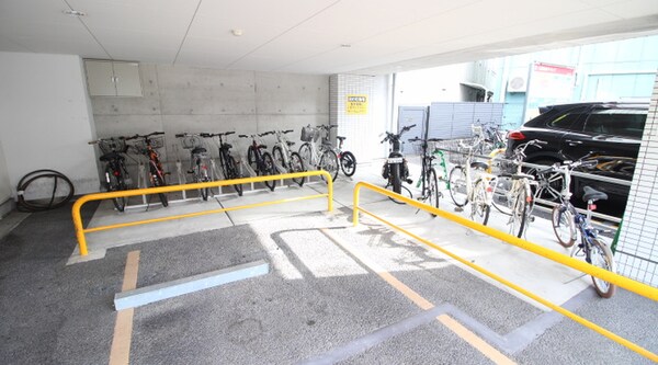 駐輪場