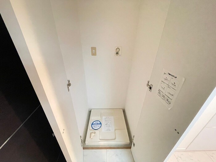 物件内観写真19　(洗濯機置場)