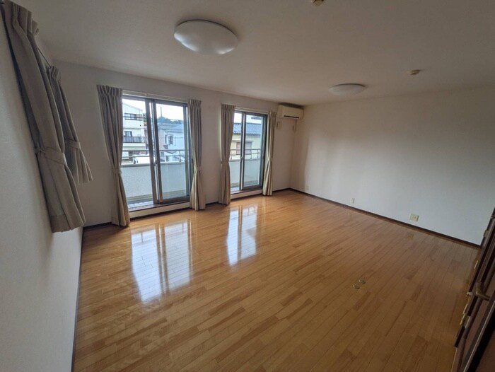 物件内観写真13　(居室)