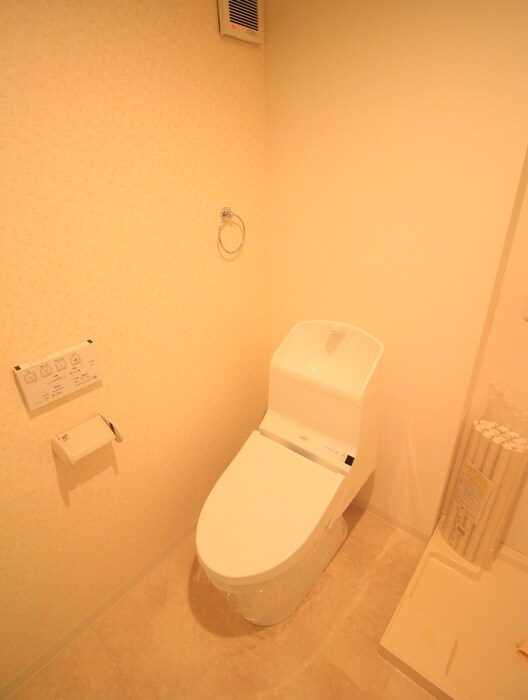 物件内観写真13　(トイレ)