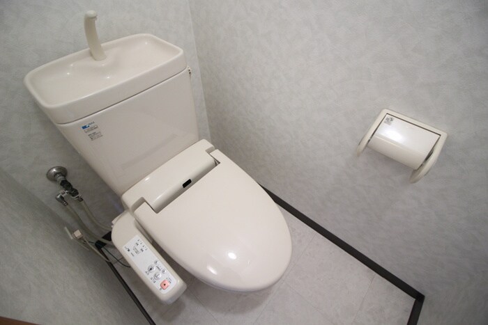 物件内観写真14　(トイレ)