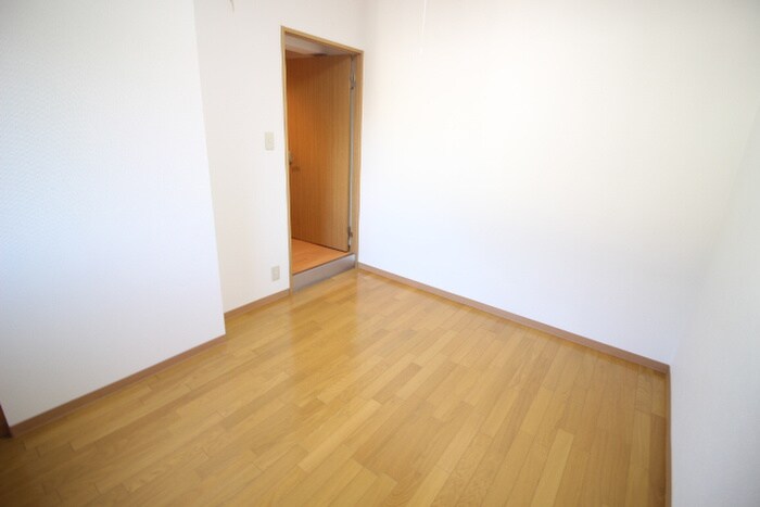 物件内観写真18　(居室)