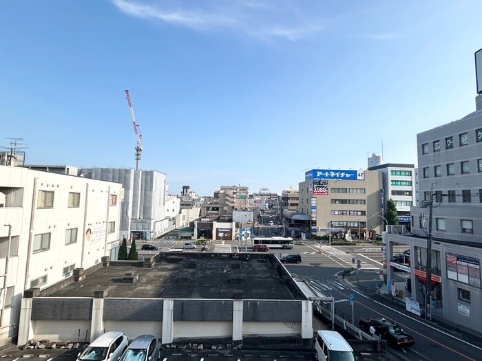 物件内観写真11　(室内からの展望)