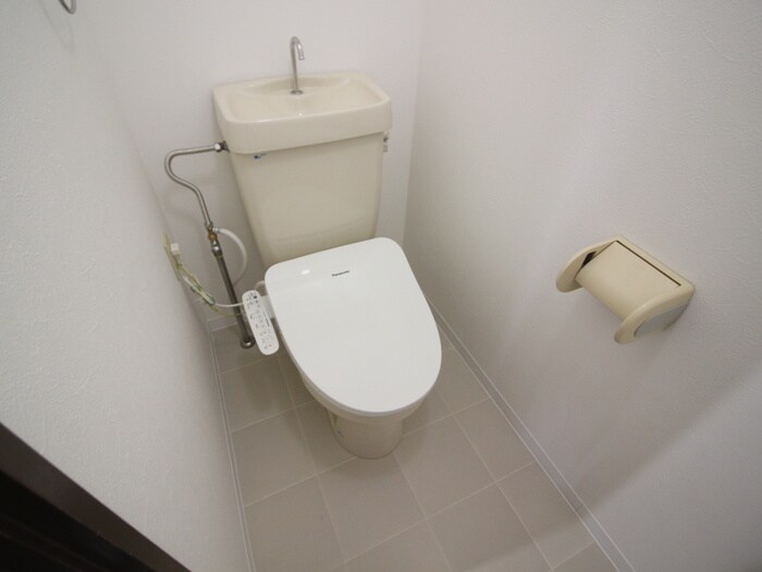 物件内観写真11　(トイレ)