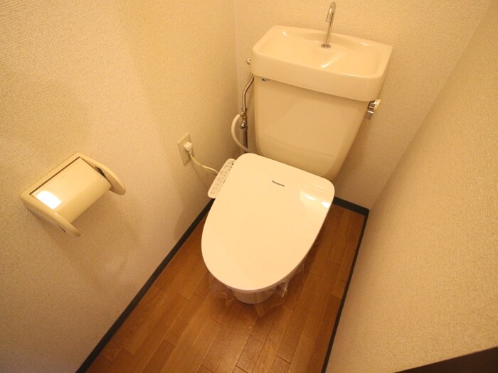 物件内観写真12　(トイレ)