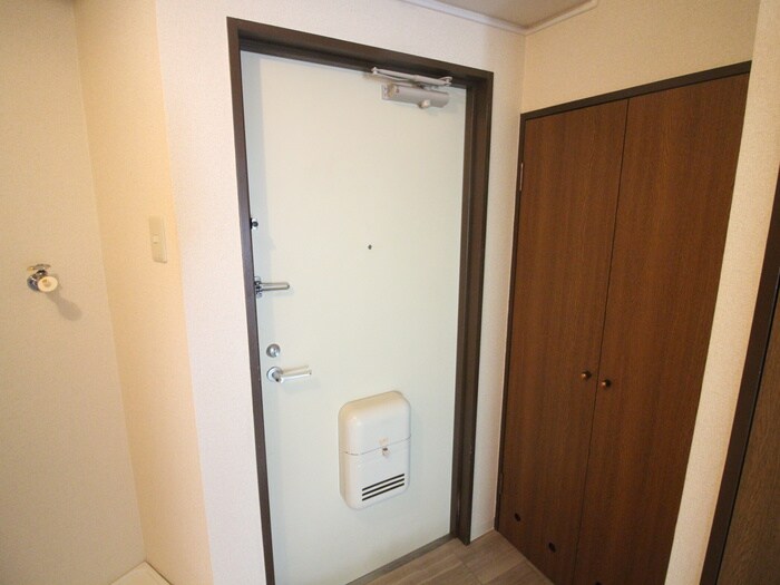 物件内観写真20　(玄関)