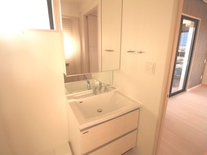 物件内観写真10　(洗面)