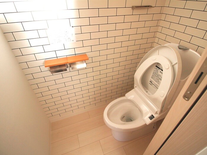 物件内観写真13　(トイレ)