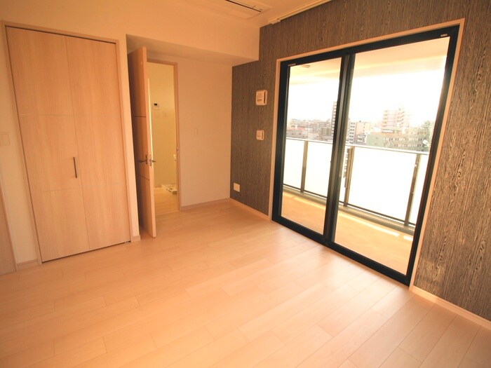 物件内観写真15　(居室)