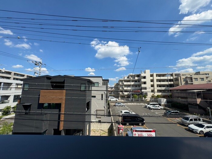 物件内観写真15　(室内からの展望)