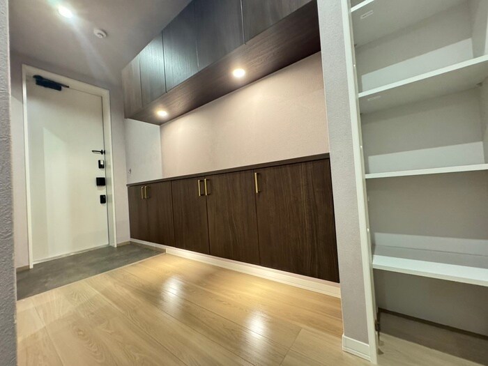 物件内観写真16　(廊下)