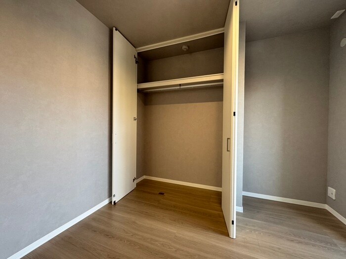 物件内観写真18　(収納)