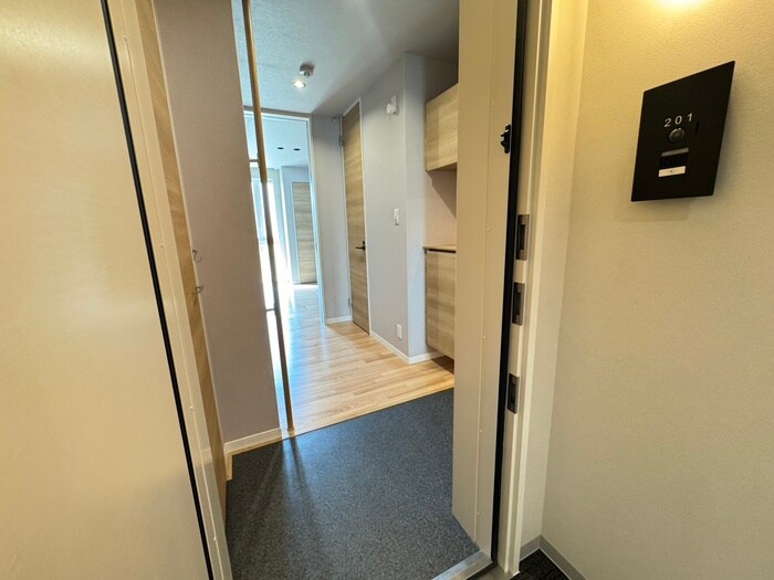 物件内観写真19　(玄関)