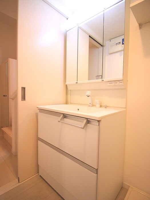 物件内観写真12　(洗面)