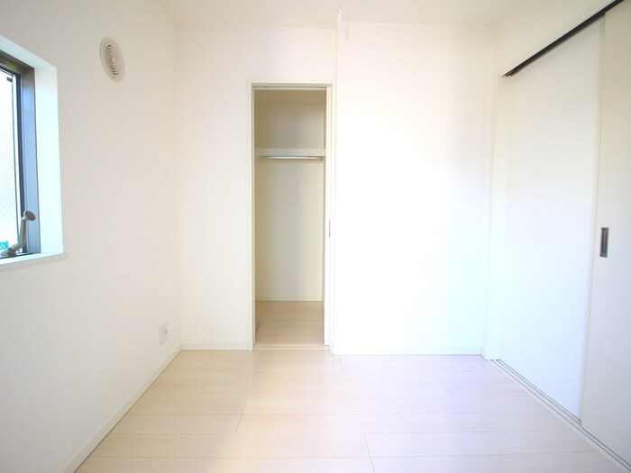 物件内観写真17　(居室)