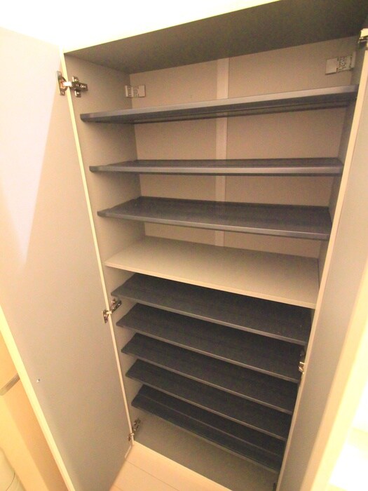 物件内観写真19　(靴箱)