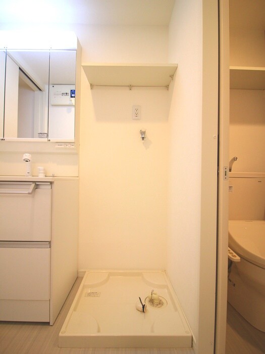 物件内観写真20　(洗濯機置場)