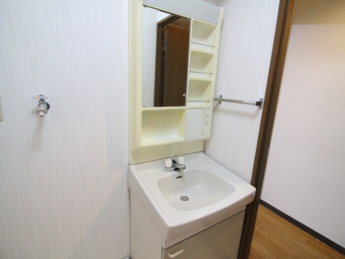 物件内観写真11　(洗面)