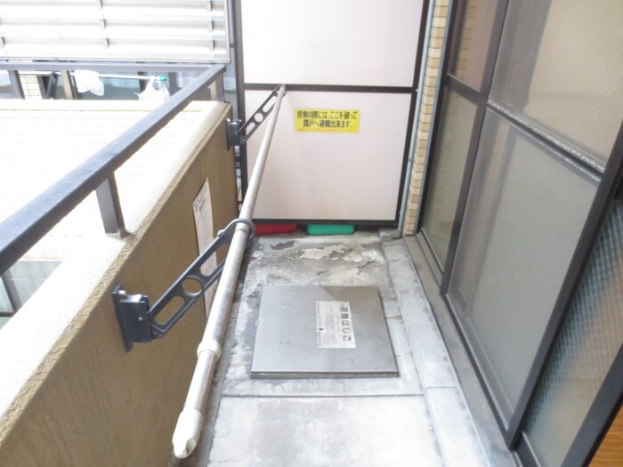 物件内観写真16　(ベランダ・バルコニー)