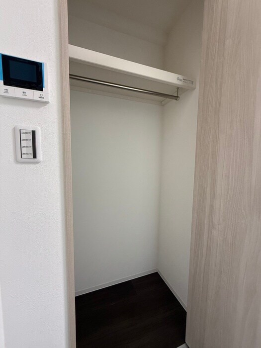 物件内観写真13　(収納)