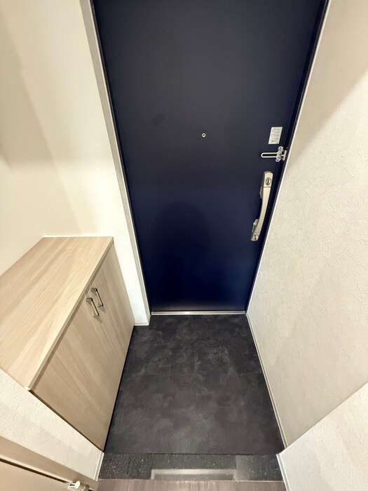 物件内観写真16　(玄関)