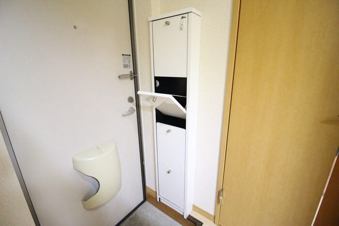 物件内観写真16　(靴箱)