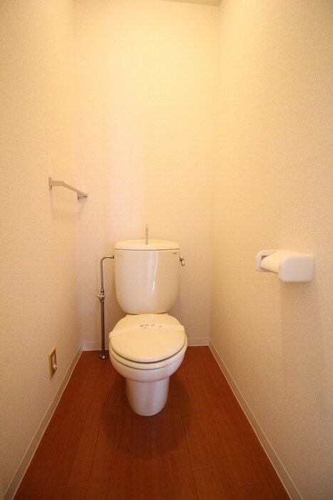 物件内観写真12　(トイレ)