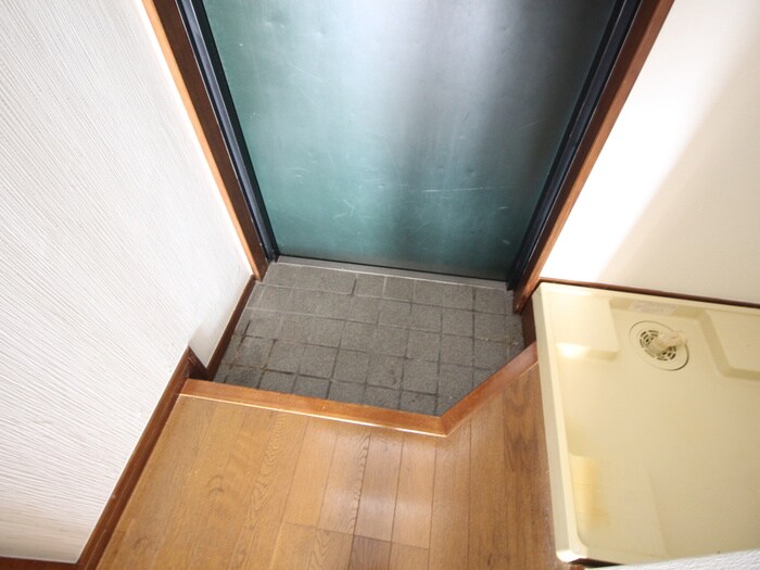 物件内観写真17　(玄関)