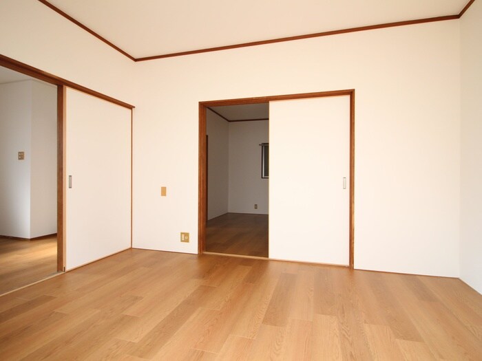 物件内観写真7　(居室)