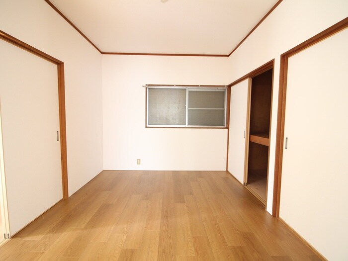 物件内観写真12　(居室)