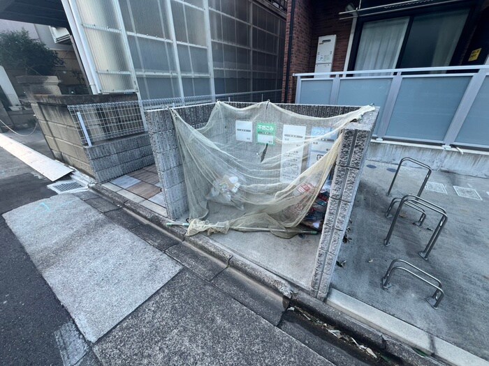 物件外観写真4　(建物設備)