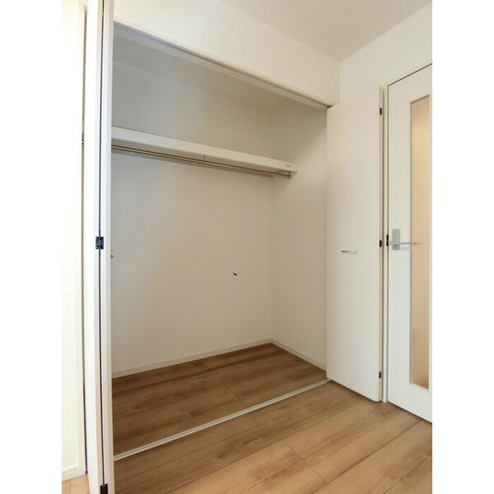 物件内観写真10　(収納)