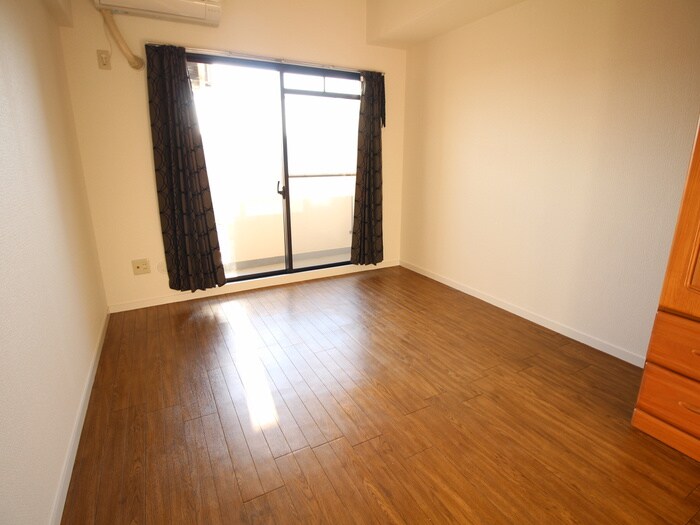 物件内観写真15　(居室)