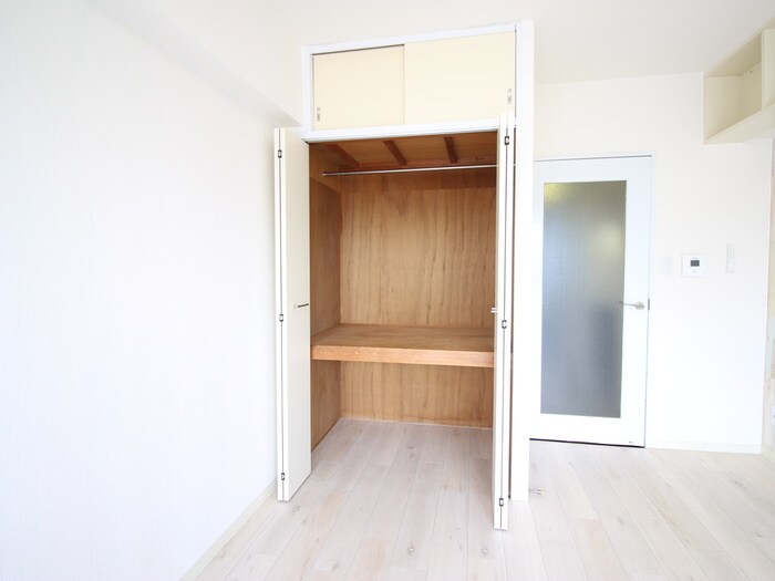 物件内観写真10　(収納)