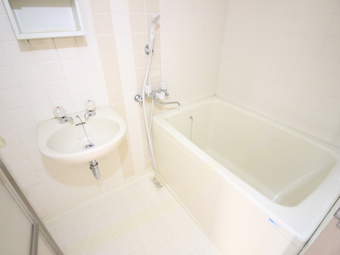 物件内観写真12　(バス／シャワールーム等)