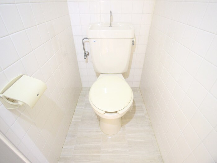 物件内観写真14　(トイレ)